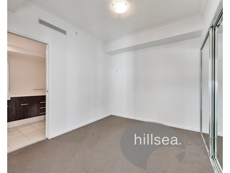 4701/25-31 East Quay Drive, Biggera Waters QLD 4216