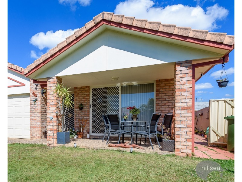 2/10 Jacqueline Avenue, Labrador QLD 4215