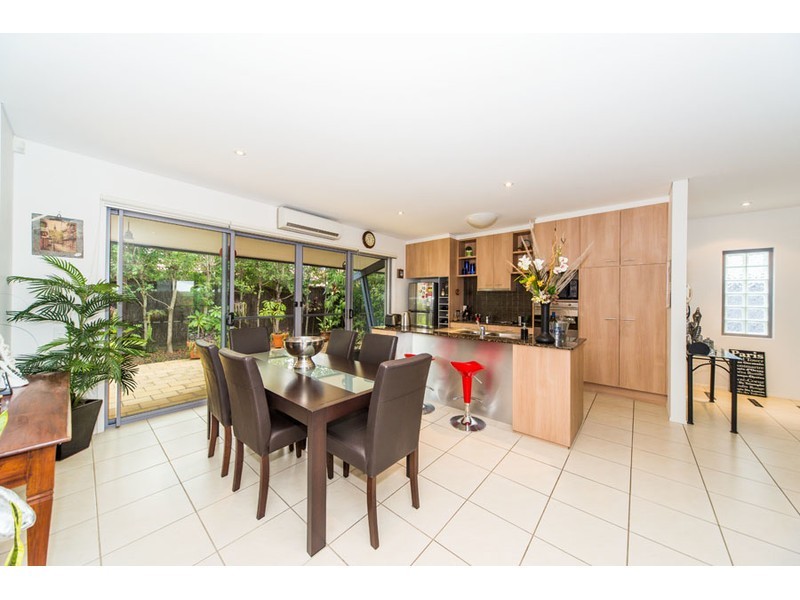 7/181 Lae Drive, Coombabah QLD 4216