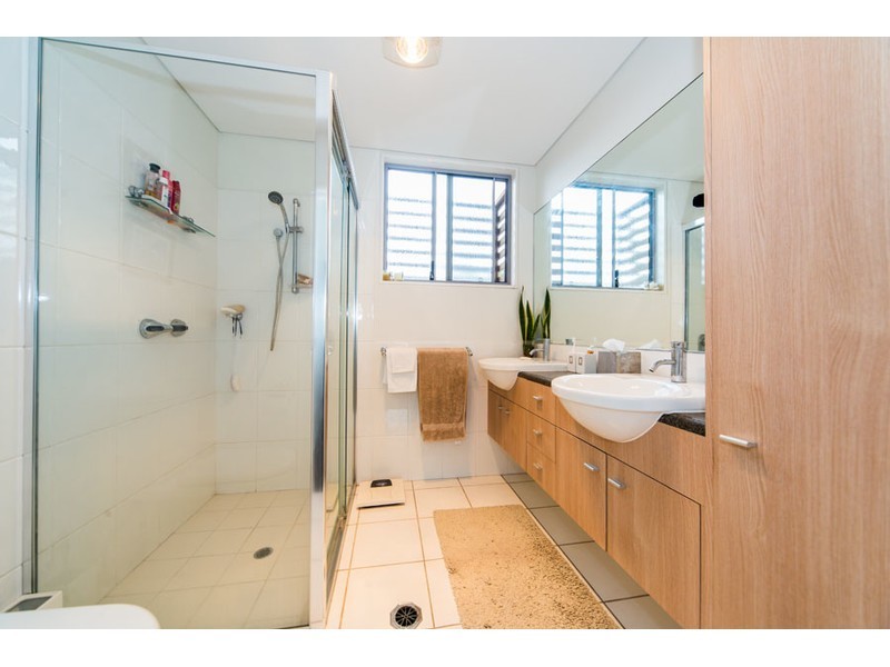 7/181 Lae Drive, Coombabah QLD 4216