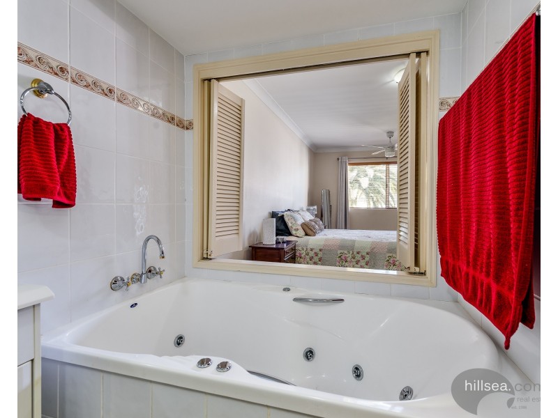 53/88-98 Limetree Parade, Runaway Bay QLD 4216