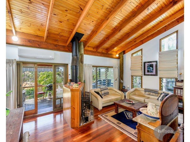 9 Akoonah Street, Hope Island QLD 4212