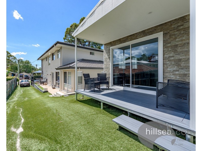14 Akoonah Street, Hope Island QLD 4212