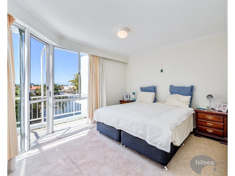 11/75 Morala Avenue, Runaway Bay QLD 4216