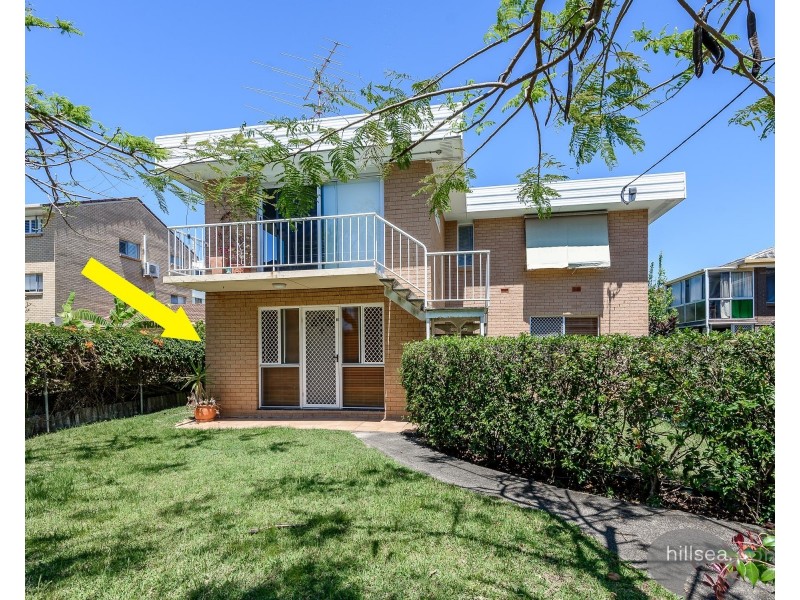 1/6 Vernia Place, Biggera Waters QLD 4216