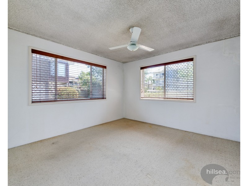 1/6 Vernia Place, Biggera Waters QLD 4216