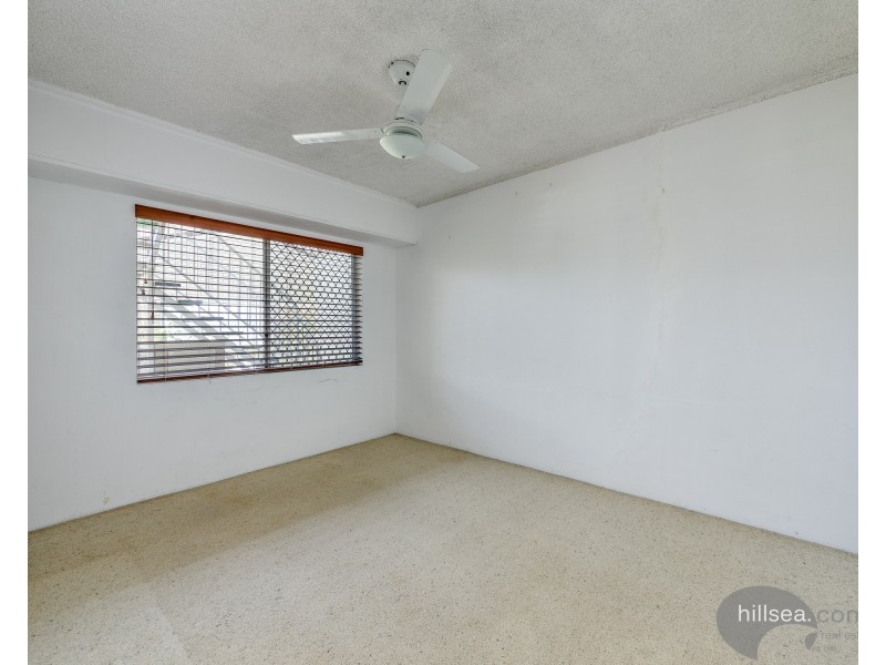 1/6 Vernia Place, Biggera Waters QLD 4216