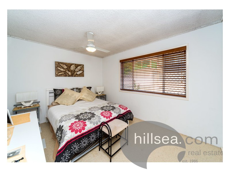 1/6 Vernia Place, Biggera Waters QLD 4216