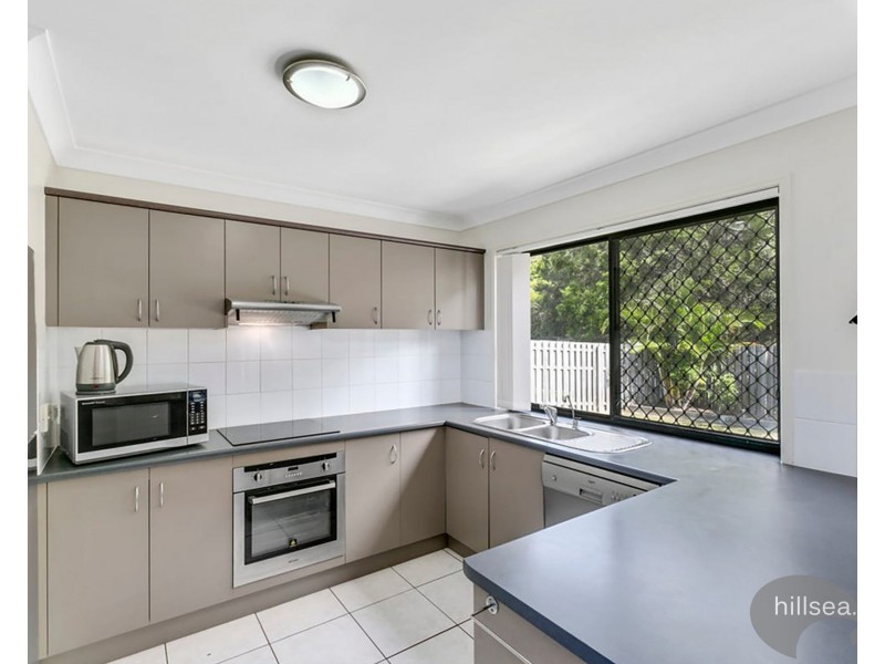 9/13 Hervey Street, Pacific Pines QLD 4211