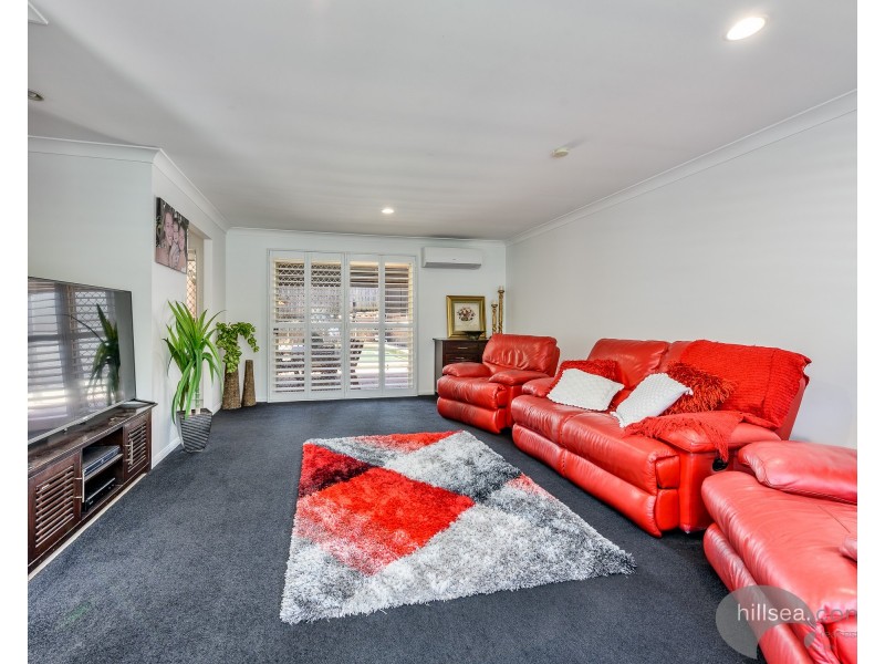 4 Hirono Court, Parkwood QLD 4214