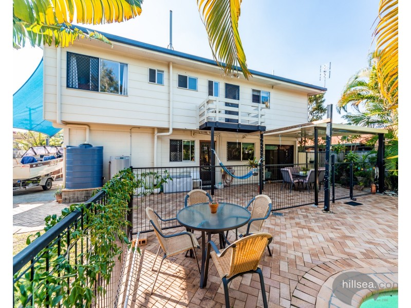 42 Coombabah Road, Biggera Waters QLD 4216