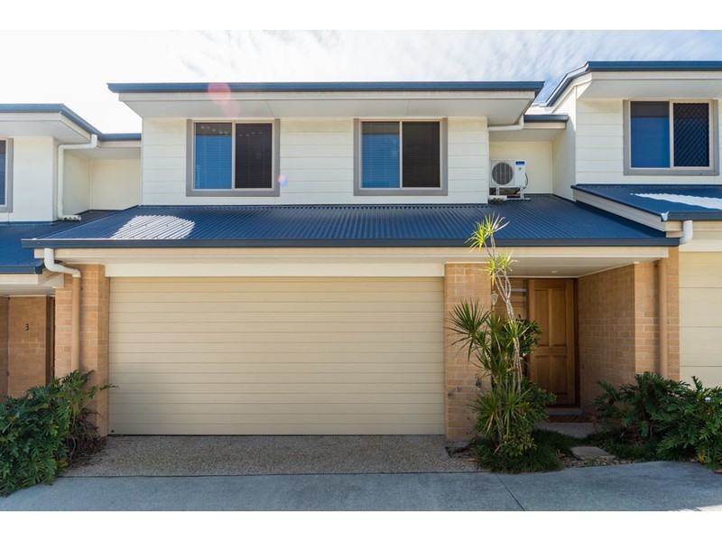 2/15 Harley Street, Labrador QLD 4215