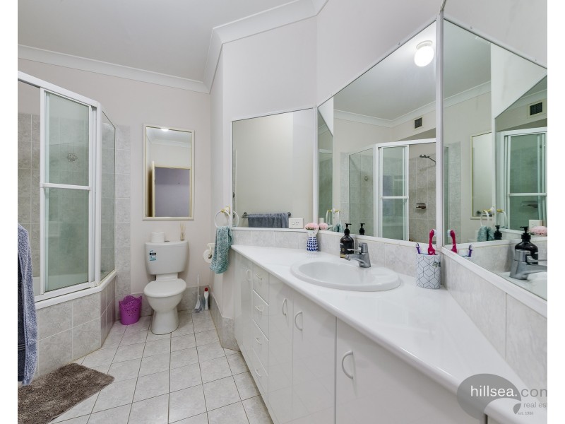 15/9-13 Madang Crescent, Runaway Bay QLD 4216