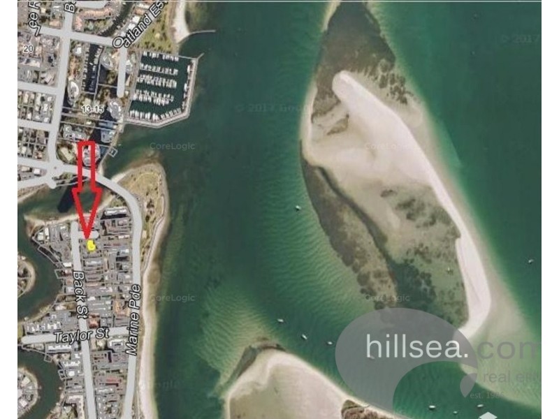 1/4 Vernia Place, Biggera Waters QLD 4216