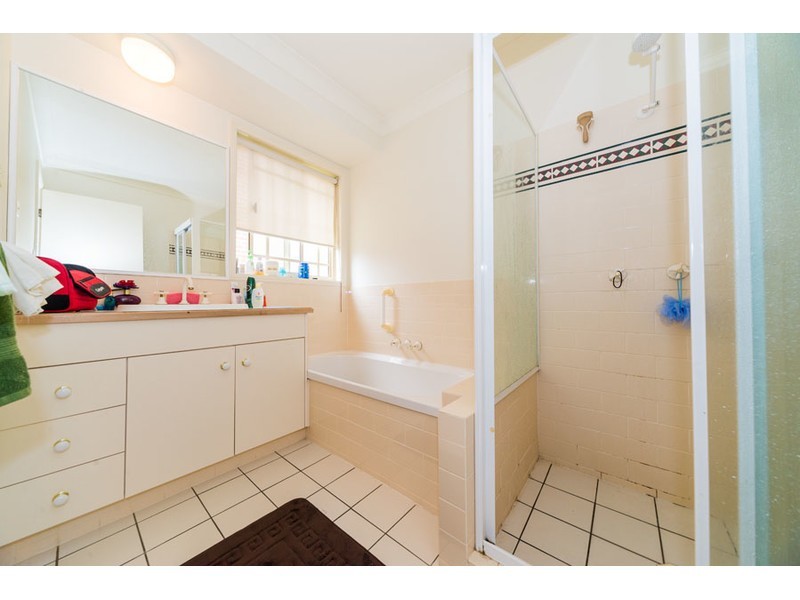 32/400 Pine Ridge Road, Coombabah QLD 4216