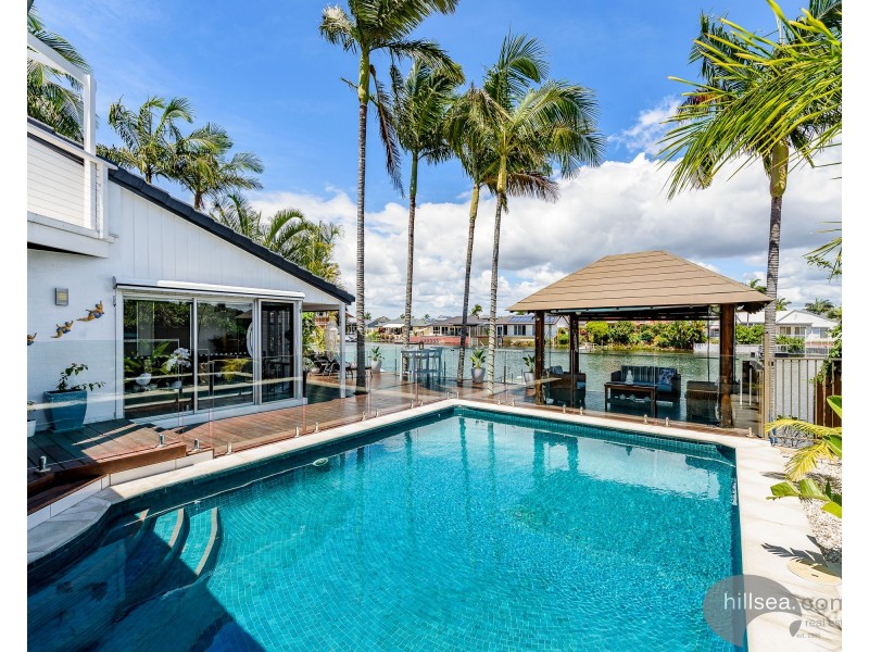 172 Morala Avenue, Runaway Bay QLD 4216