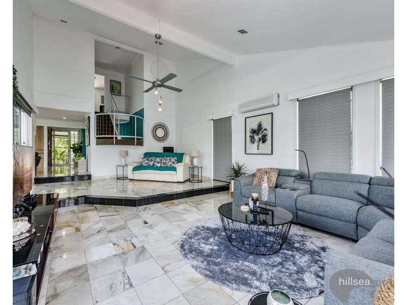 172 Morala Avenue, Runaway Bay QLD 4216