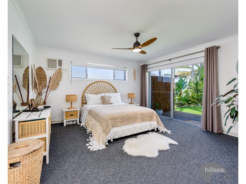 172 Morala Avenue, Runaway Bay QLD 4216