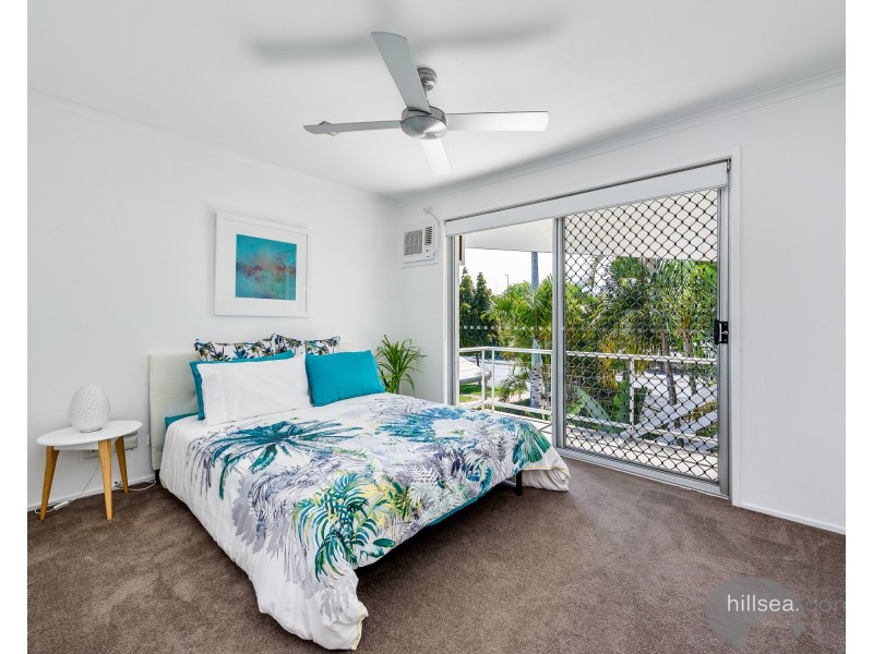 172 Morala Avenue, Runaway Bay QLD 4216