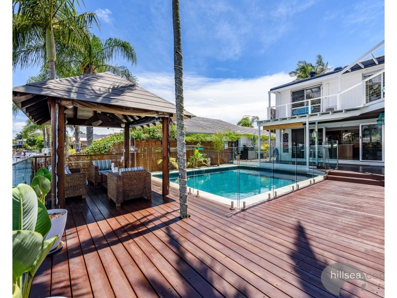 172 Morala Avenue, Runaway Bay QLD 4216