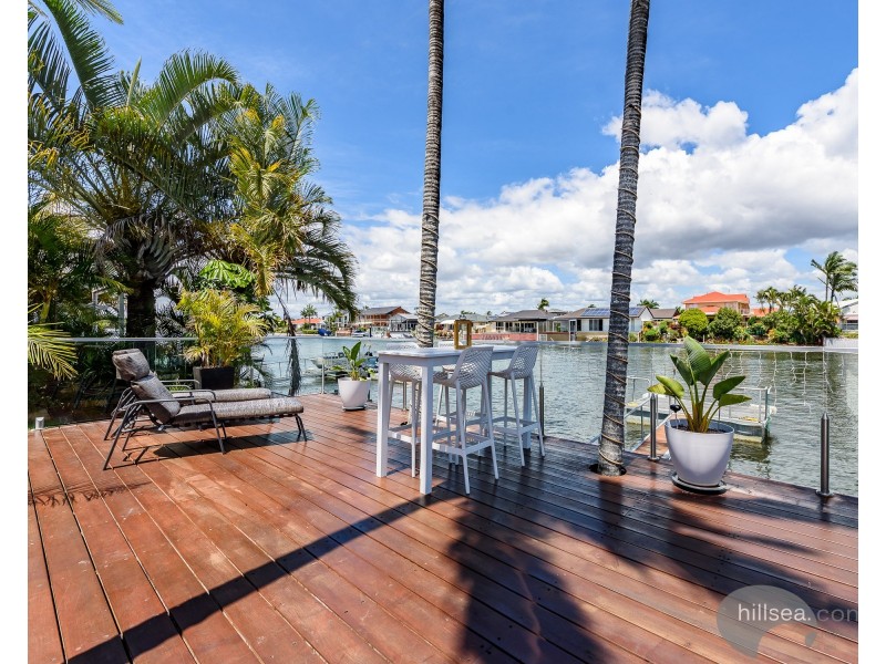 172 Morala Avenue, Runaway Bay QLD 4216