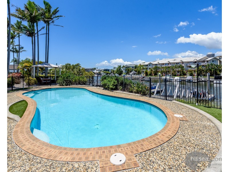 4/14-18 Jennifer Avenue, Runaway Bay QLD 4216