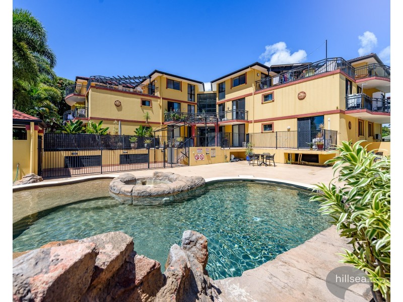 4/10-12 Bath Street, Labrador QLD 4215
