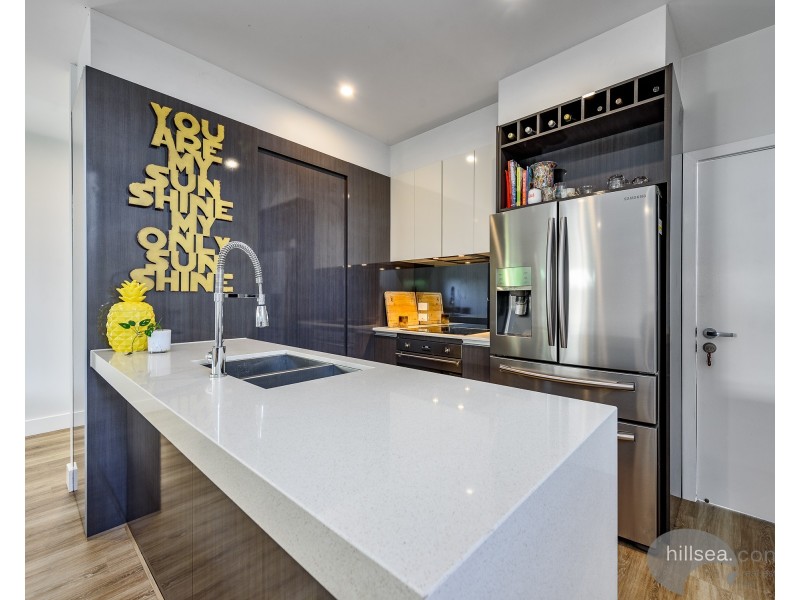 2/20 Ray Street, Runaway Bay QLD 4216