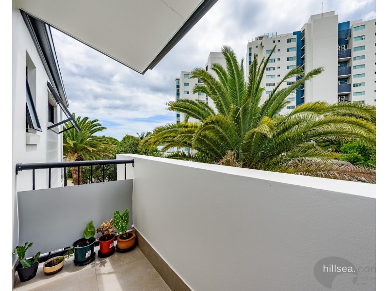 53/38 Labrador Street, Labrador QLD 4215