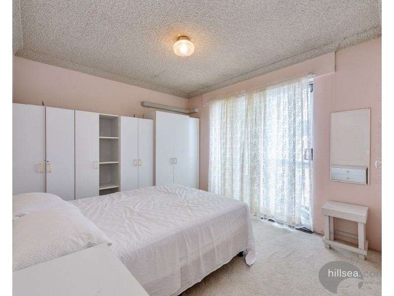 11/294 Marine Parade, Labrador QLD 4215