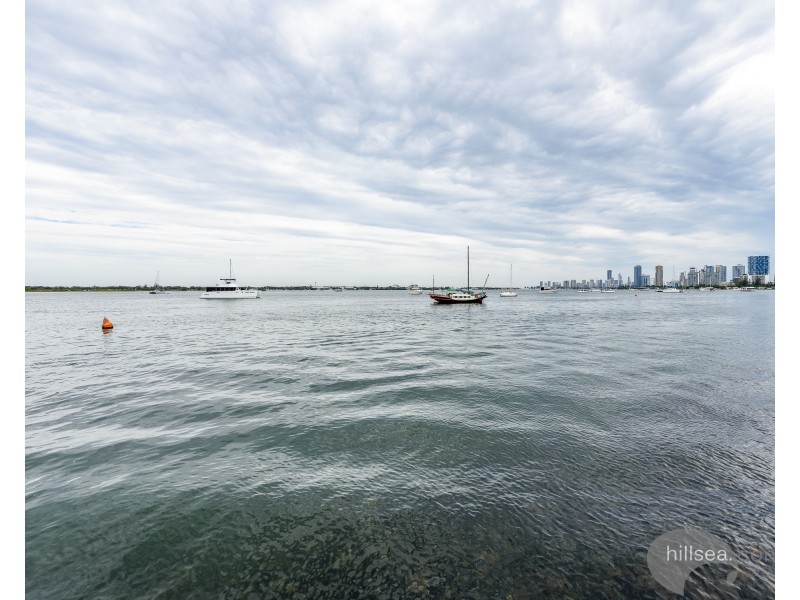 11/294 Marine Parade, Labrador QLD 4215