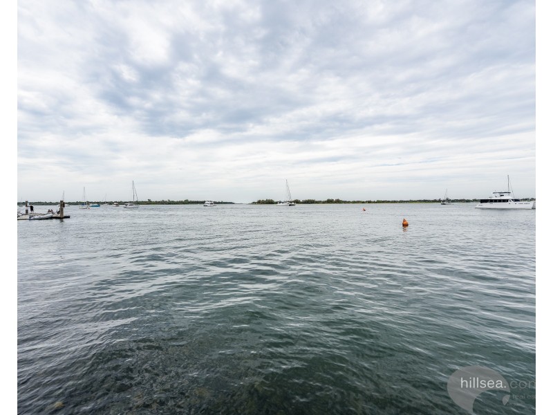 11/294 Marine Parade, Labrador QLD 4215