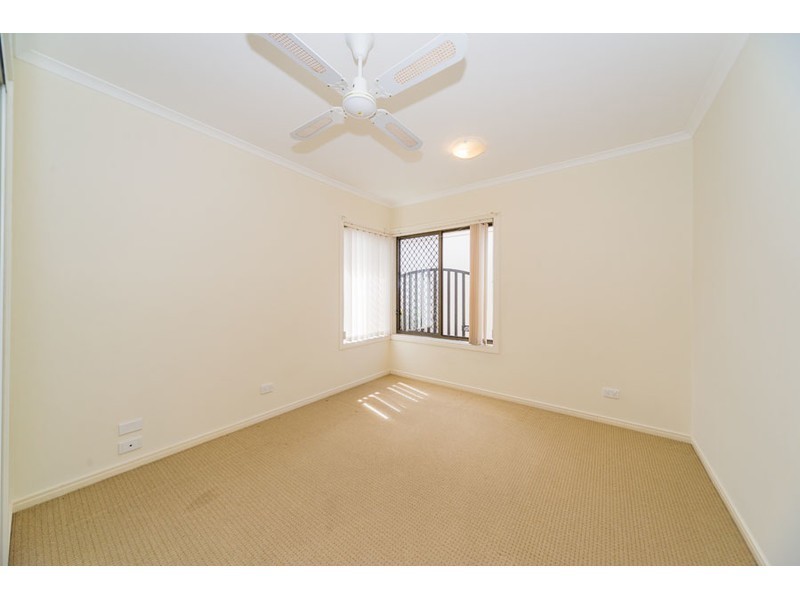 64/76 Bayview Street, Runaway Bay QLD 4216