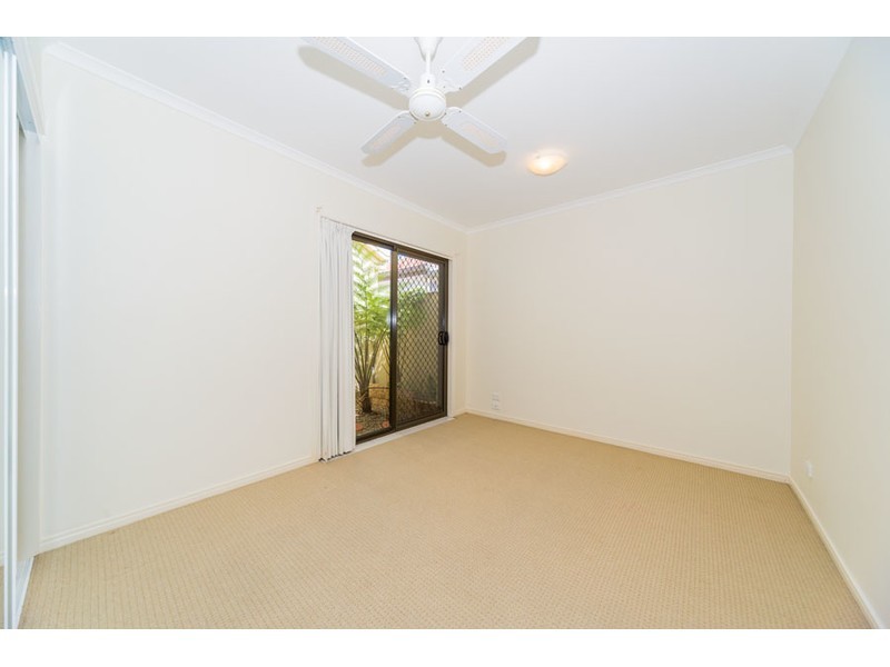 64/76 Bayview Street, Runaway Bay QLD 4216