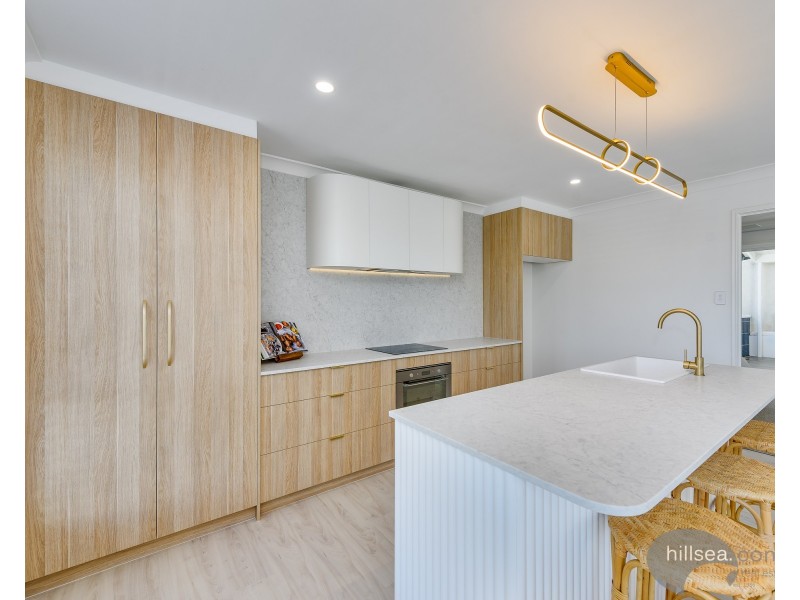 2/12 Thelma Avenue, Biggera Waters QLD 4216