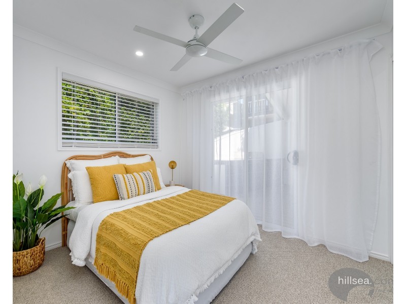 2/12 Thelma Avenue, Biggera Waters QLD 4216