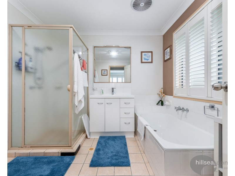 50/601 Pine Ridge Road, Biggera Waters QLD 4216