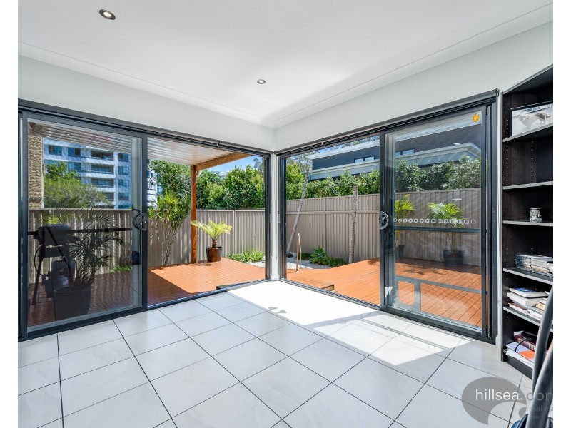 1/40 Bayview Street, Runaway Bay QLD 4216