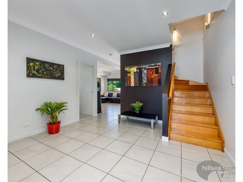 1/40 Bayview Street, Runaway Bay QLD 4216