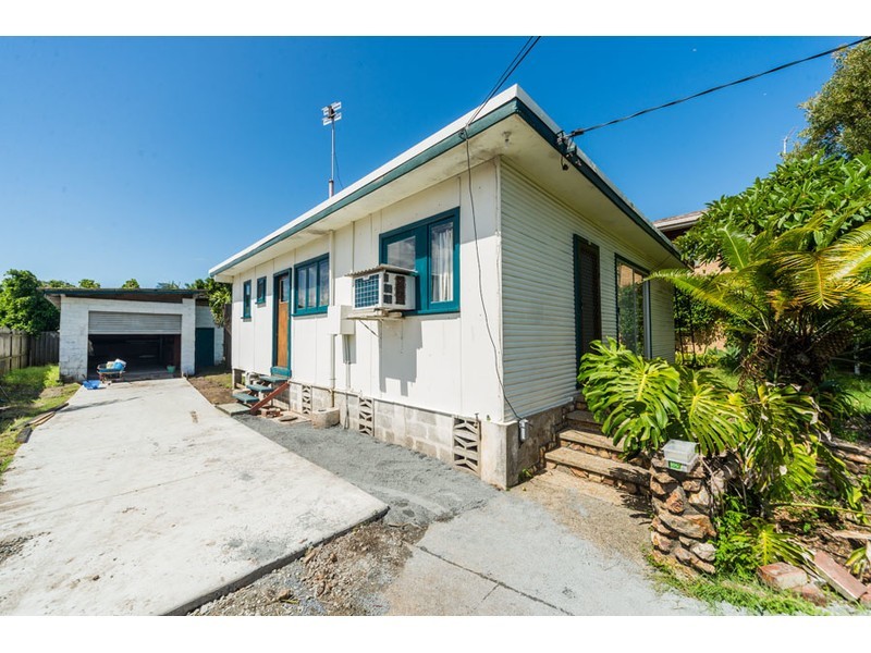 41 Clam Street, Runaway Bay QLD 4216
