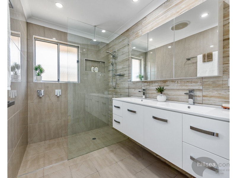 5 Barrine Crescent, Coombabah QLD 4216