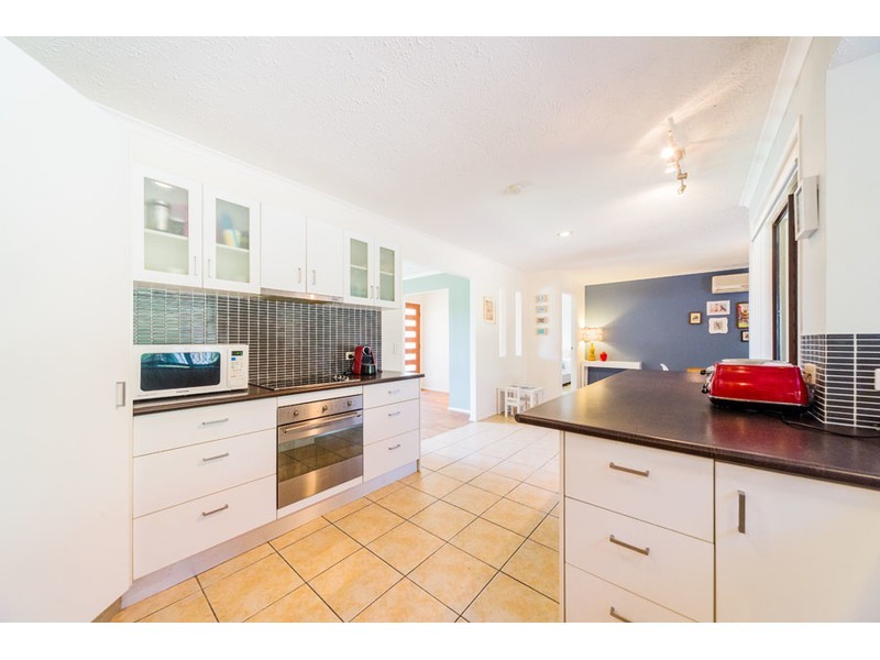 34 Doreen Drive, Coombabah QLD 4216