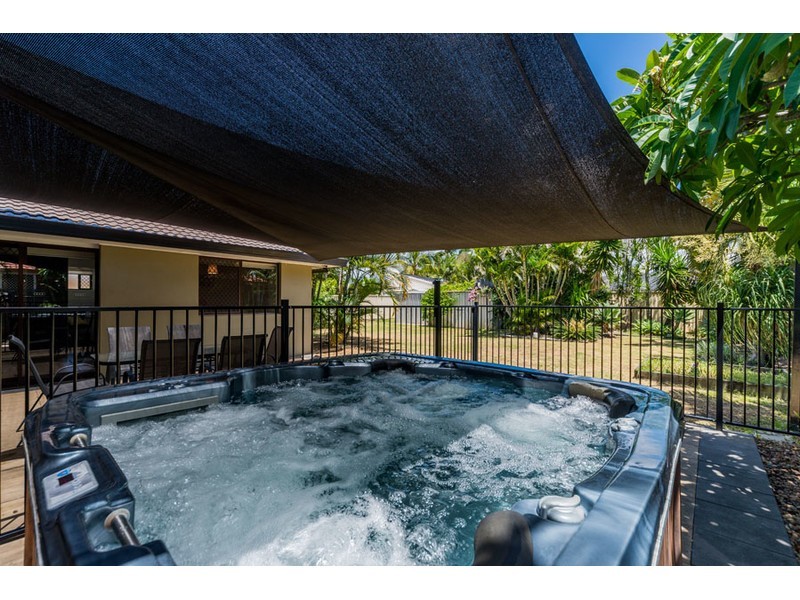 34 Doreen Drive, Coombabah QLD 4216