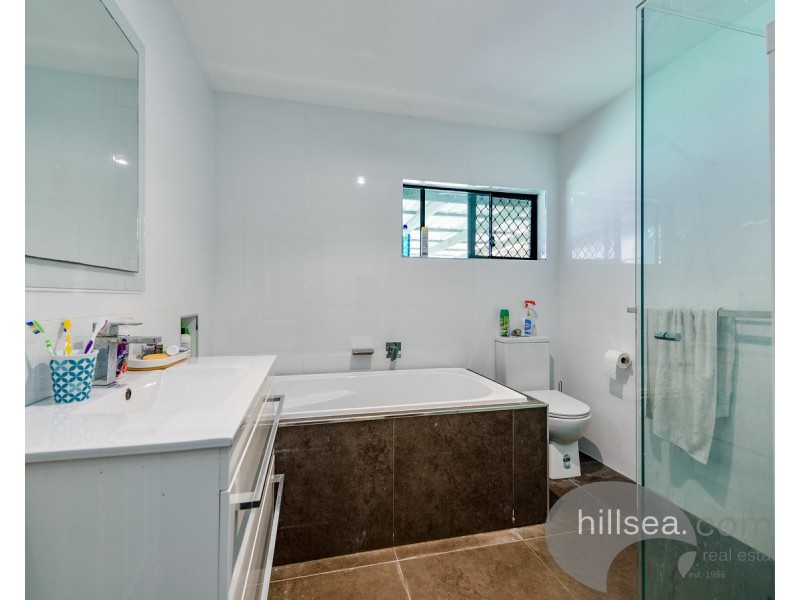 4 St Nicholas Street, Runaway Bay QLD 4216