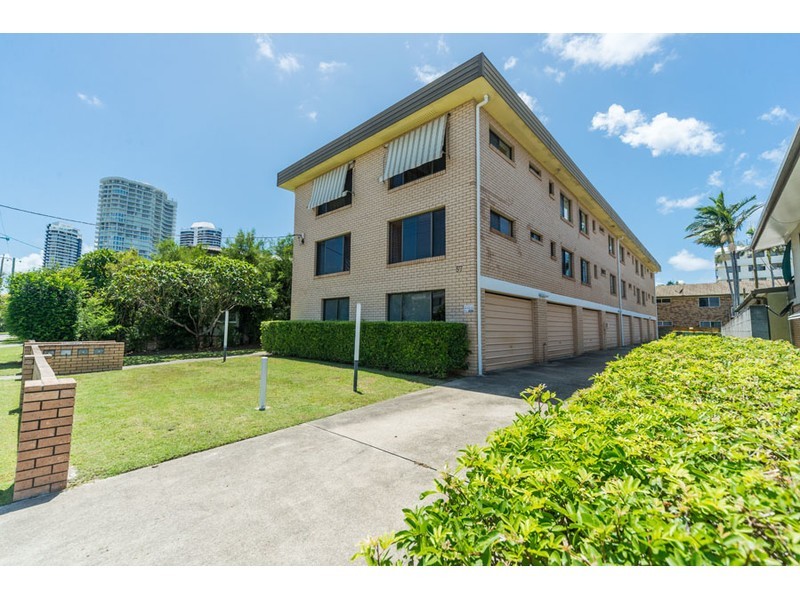 2/57 Back Street, Biggera Waters QLD 4216
