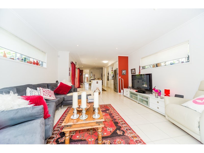 73/181 Lae Drive, Coombabah QLD 4216