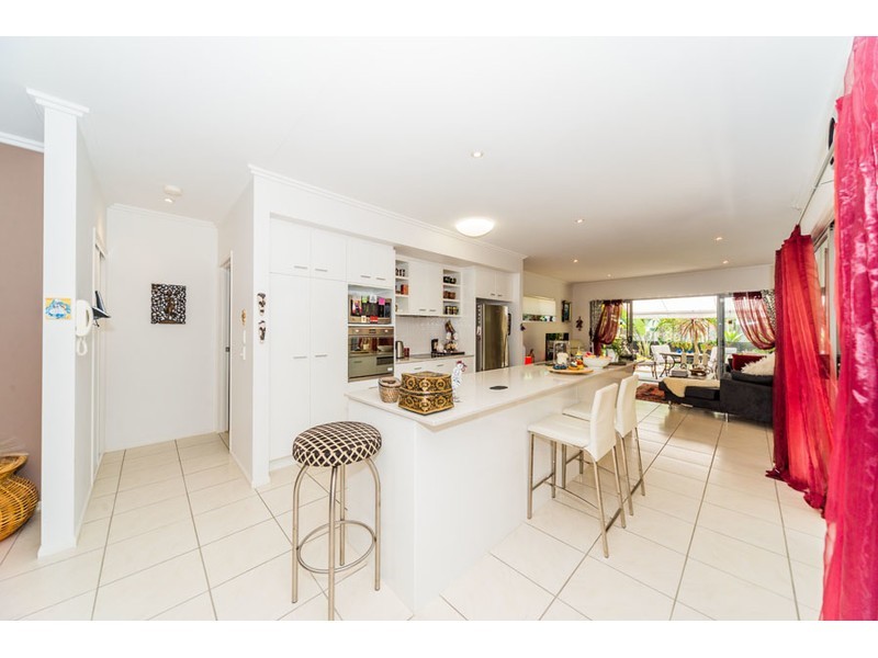 73/181 Lae Drive, Coombabah QLD 4216