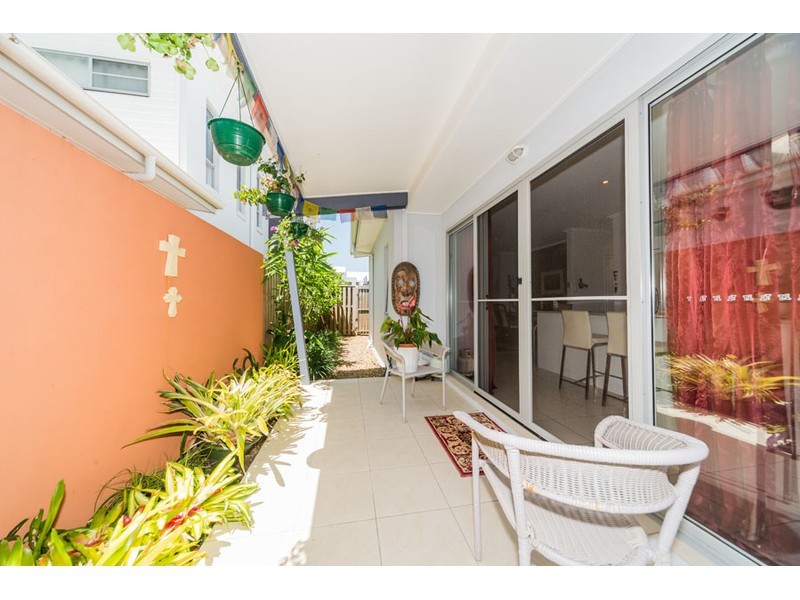 73/181 Lae Drive, Coombabah QLD 4216