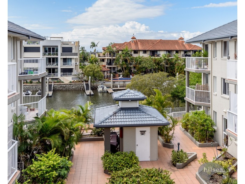 31/75-77 Bayview Street, Runaway Bay QLD 4216