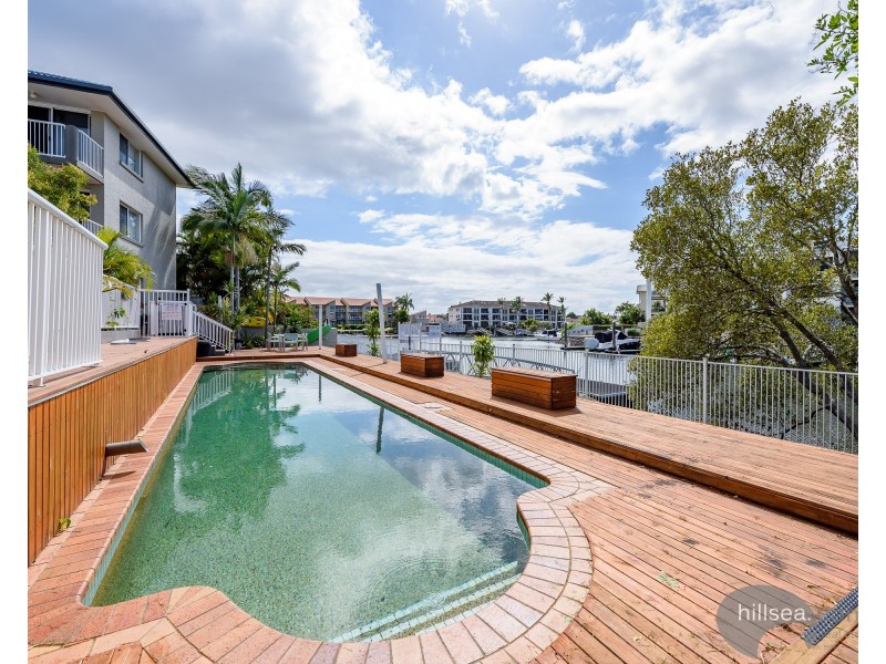 31/75-77 Bayview Street, Runaway Bay QLD 4216